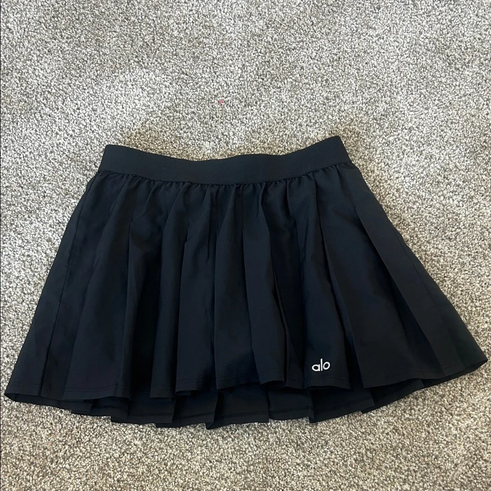 Alo Pleated Tennis Skirt in Black